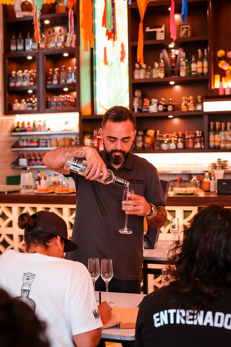 Talleres | María Mezcal